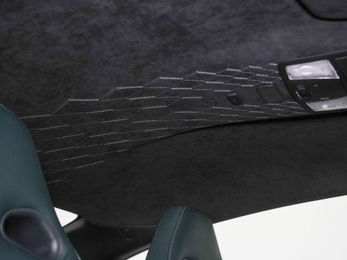 Used 2024 Nissan GT-R T-spec Dual-clutch 6-Speed Tra w/ Floor Mat Package image 39