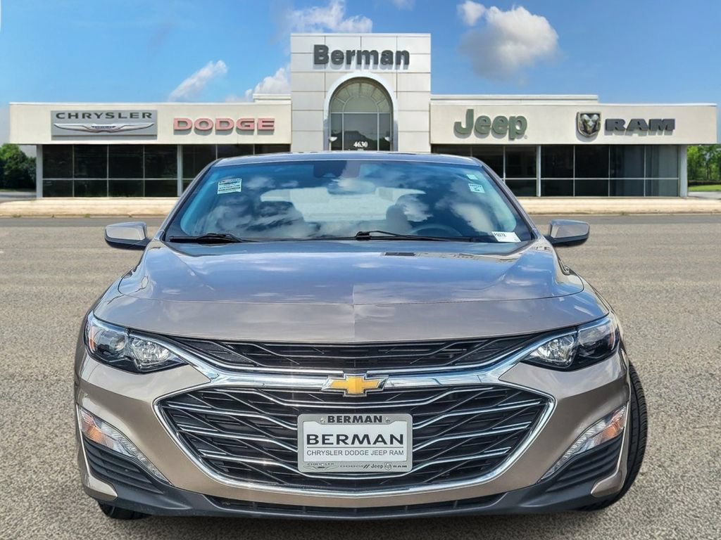 Used 2024 Chevrolet Malibu LT FWD image 6