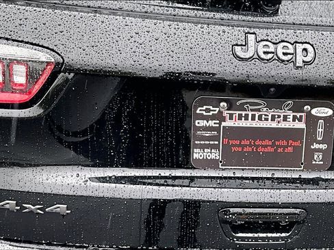 New 2026 Jeep Compass Latitude image 9