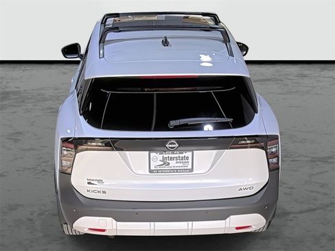 New 2026 Nissan Kicks SV image 3