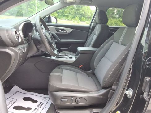 Used 2024 Chevrolet Blazer LT AWD/4WD image 28