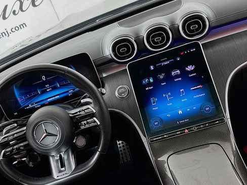 Used 2023 Mercedes-Benz C 43 AMG 4MATIC Sedan image 17