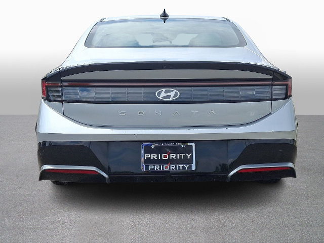 Used 2025 Hyundai Sonata SEL FWD image 5