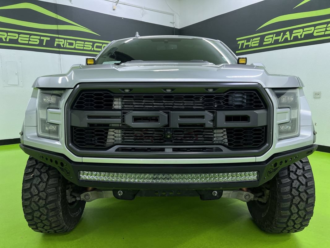 Used 2019 Ford F150 Raptor w/ Equipment Group 802A Luxury AWD/4WD image 3