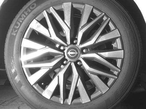 Used 2025 Nissan Altima 2.5 SV image 15