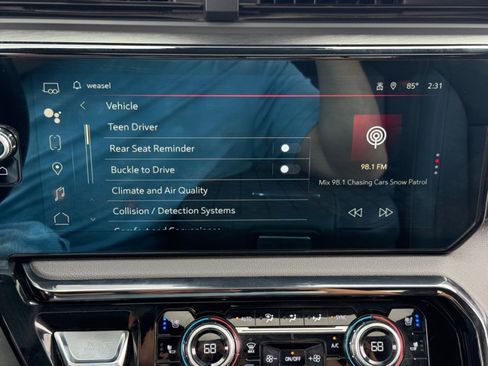 Used 2024 GMC Sierra 2500 AT4 w/ AT4 Premium Plus Package image 30