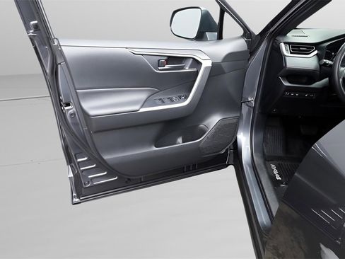 Certified 2021 Toyota RAV4 SE w/ Weather & Moonroof Package image 13