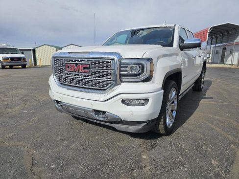Used 2017 GMC Sierra 1500 Denali w/ Denali Ultimate Package image 2
