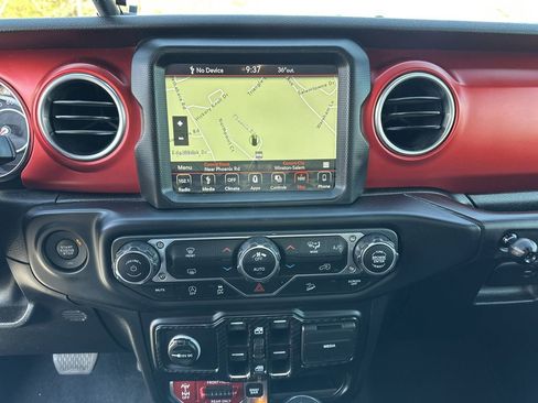 Certified 2019 Jeep Wrangler Unlimited Rubicon image 10