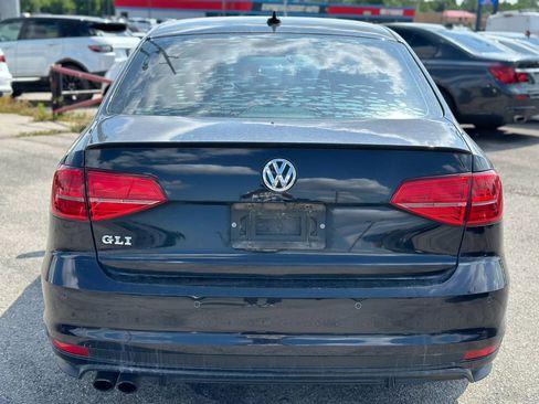 Used 2017 Volkswagen Jetta GLI FWD image 7