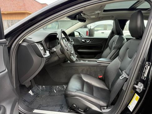 Used 2020 Volvo S60 T5 Momentum w/ Protection Package Premier image 11