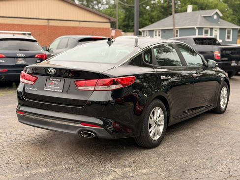 Used 2016 Kia Optima LX w/ LX Convenience Package FWD image 4