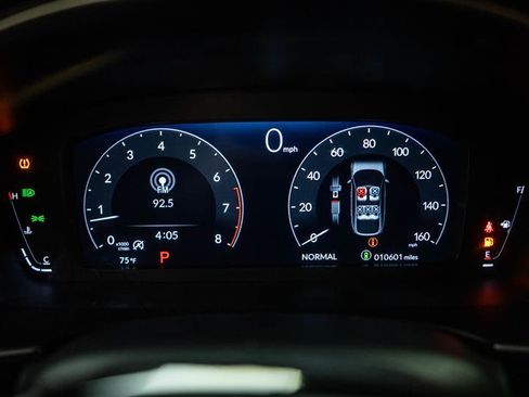 Used 2024 Honda Civic Sport Touring image 17
