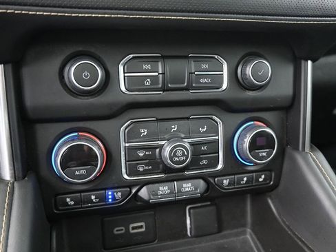 Used 2023 Chevrolet Tahoe Premier w/ Texas Edition image 34