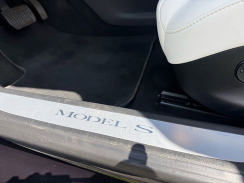 Used 2018 Tesla Model S 75D image 18