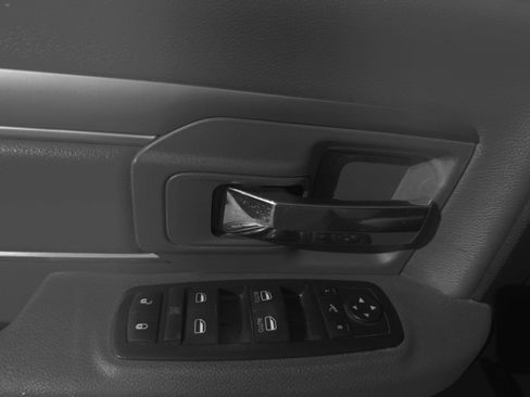 Used 2016 RAM 2500 Big Horn image 15