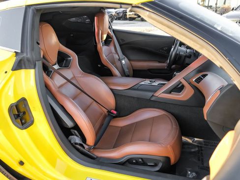 Used 2016 Chevrolet Corvette Z06 w/ 3LZ Preferred Equipment Group image 36