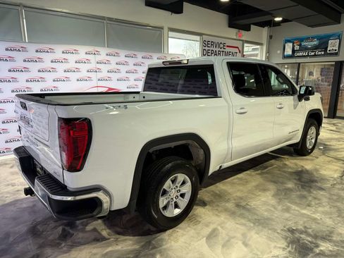 Used 2024 GMC Sierra 1500 SLE image 3