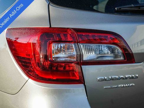 Used 2017 Subaru Outback 2.5i Premium w/ Popular Package #1 image 9