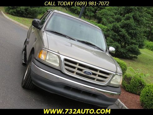 Used 2001 Ford F150 XLT image 18