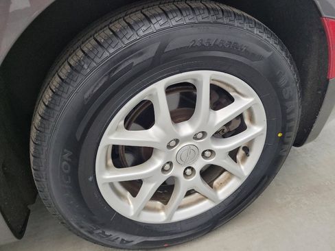 Used 2020 Chrysler Pacifica Touring-L FWD image 31