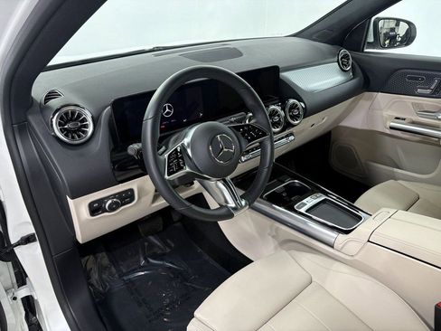 Certified 2026 Mercedes-Benz GLA 250 4MATIC image 8