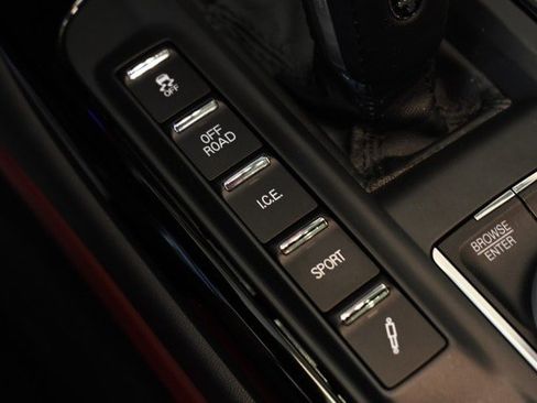 Used 2023 Maserati Levante GT AWD/4WD image 36