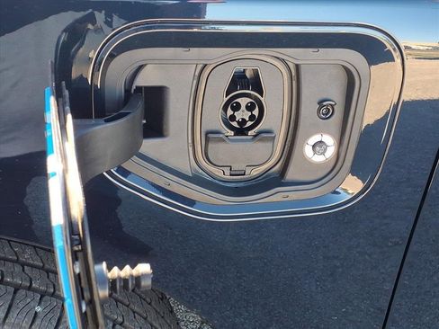 New 2025 Ford F150 Lightning Flash image 8