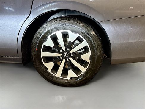 New 2026 Honda Odyssey EX-L image 34