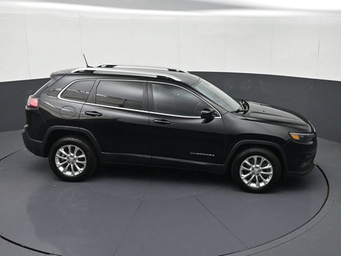 Used 2019 Jeep Cherokee Latitude w/ Popular Appearance Group FWD image 26