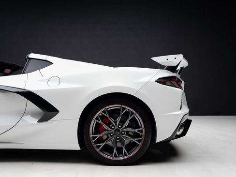 Used 2024 Chevrolet Corvette Stingray Coupe w/ 1LT image 22