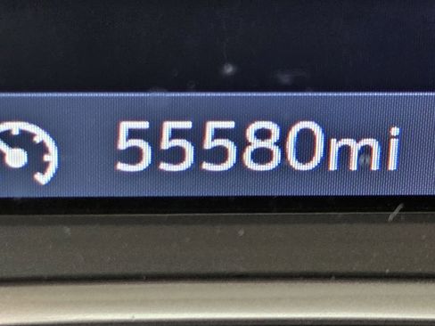 Used 2020 Chevrolet Traverse LT image 21