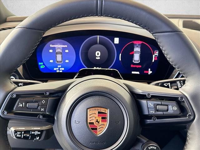 Certified 2026 Porsche Macan 4 Electric AWD/4WD image 14