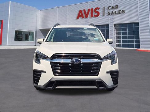 Used 2025 Subaru Ascent Premium AWD/4WD image 2