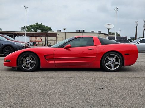 Used 2002 Chevrolet Corvette Coupe w/ Preferred Equipment Group2 RWD image 8