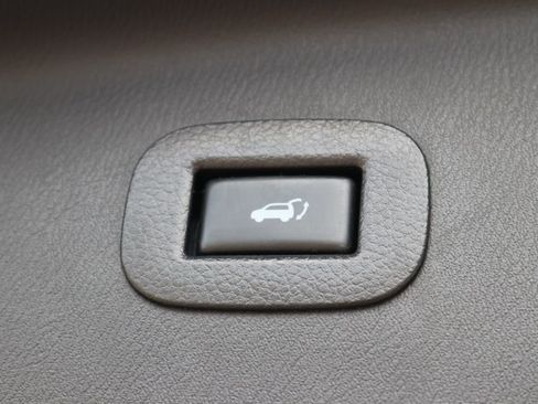 Certified 2019 INFINITI QX80 Limited w/ All-Season Package image 32