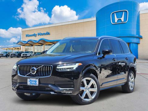 Used 2020 Volvo XC90 T6 Momentum AWD/4WD image 1
