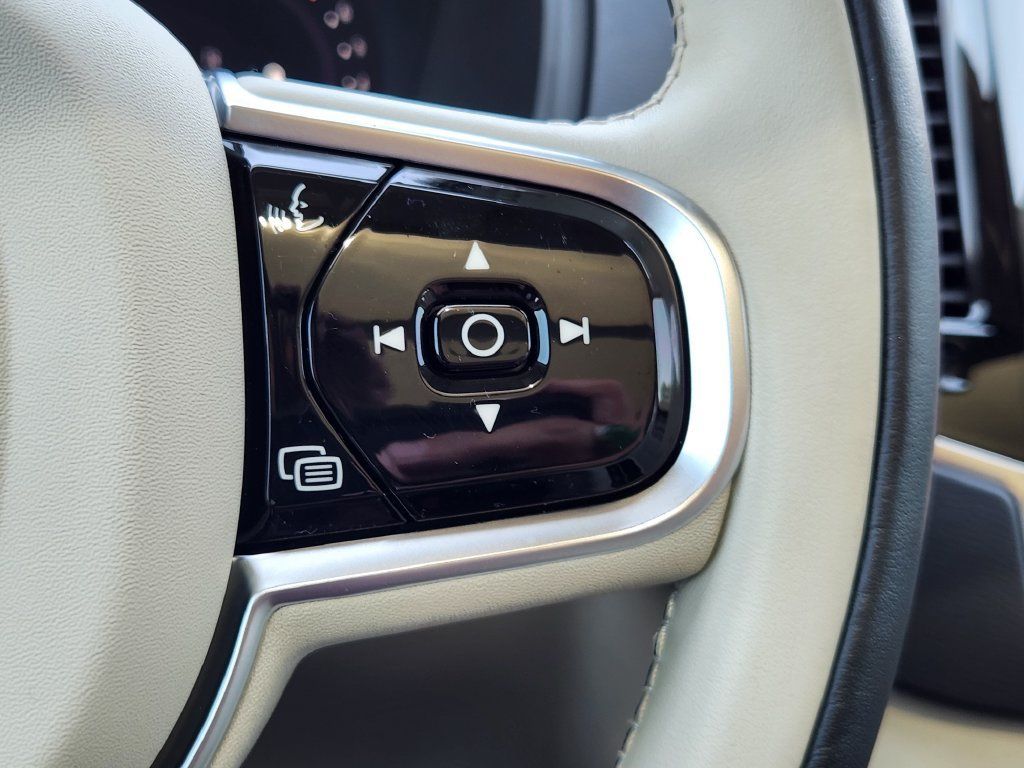 Used 2023 Volvo XC90 B6 Plus w/ Protection Package Premier AWD/4WD image 25