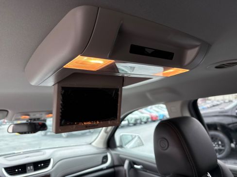 Used 2015 Chevrolet Traverse LTZ image 27