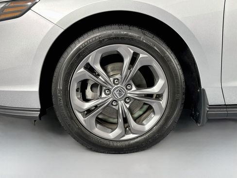 Certified 2024 Honda Accord EX image 30