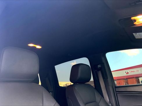 Used 2023 GMC Canyon Elevation w/ Elevation Premium Package AWD/4WD image 30