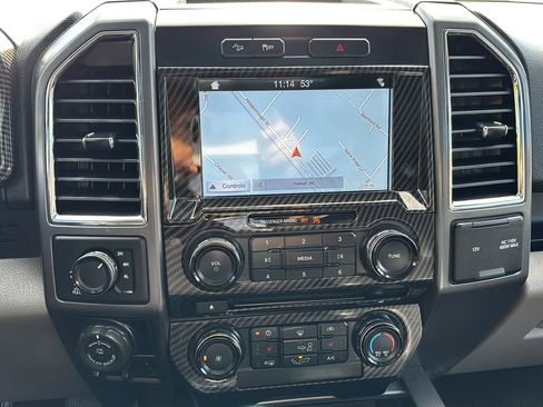 Used 2016 Ford F150 XLT w/ Equipment Group 302A Luxury image 39