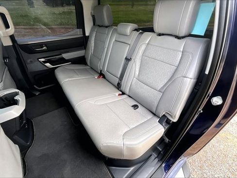 Used 2023 Toyota Tundra Limited AWD/4WD image 23