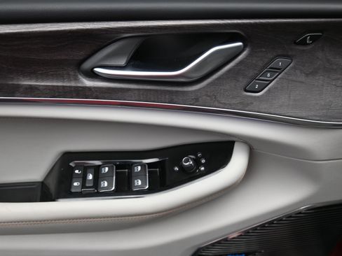 Used 2021 Jeep Grand Cherokee L Overland w/ Advanced Protech Group III image 14