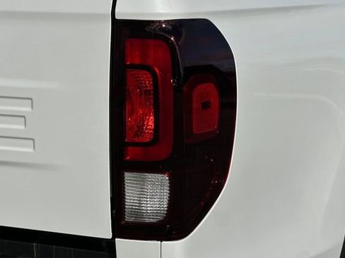 New 2026 Honda Ridgeline Black Edition image 31