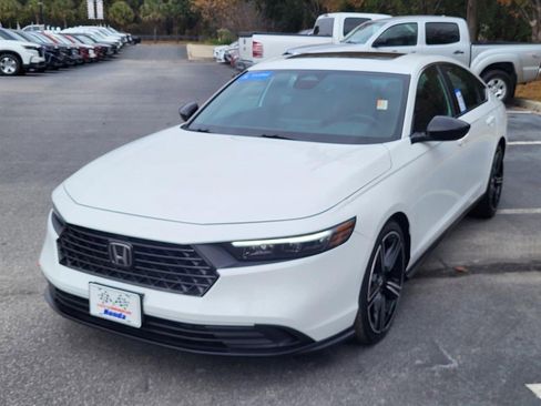 Certified 2023 Honda Accord Sport image 6