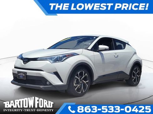 Used 2019 Toyota C-HR Limited FWD image 1