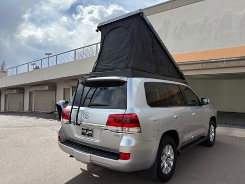 Used 2016 Toyota Land Cruiser AWD/4WD image 39