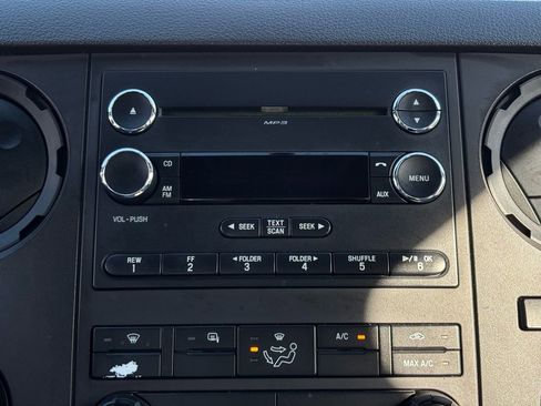 Used 2015 Ford F250 XL w/ Power Equipment Group image 33