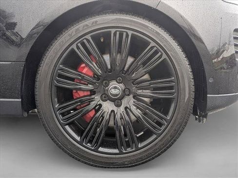 Used 2019 Land Rover Range Rover HSE image 25